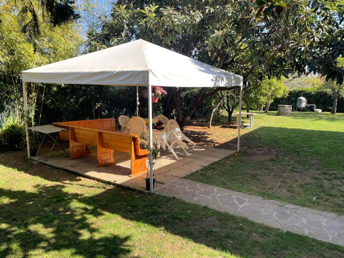 Appartamento In Villa Con Giardino Vicino Al Mare Bella Farnia 外观 照片